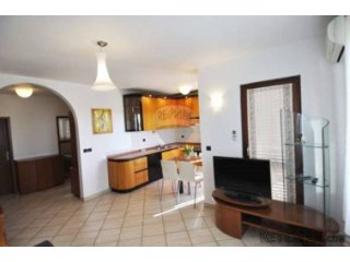 POREČ- stan 300m od mora