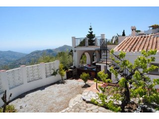 Villa for Sale in Competa, Competa..