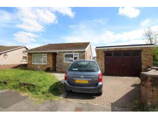 3 bedroom, Detached Bungalow house for..