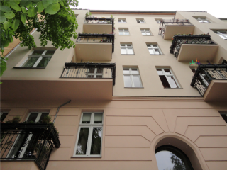 Freshly Refurbished Studio In Trendy..