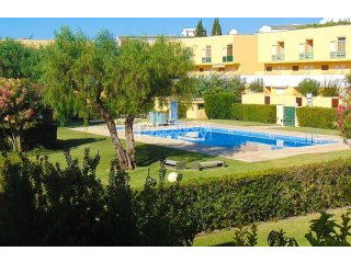 Fantastic Duplex 3 Bed in Private Condo..