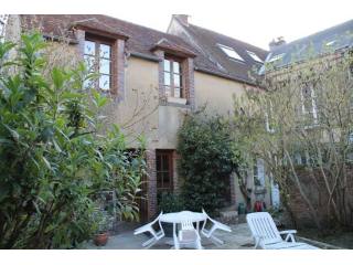 Large Family Home in Village Centre