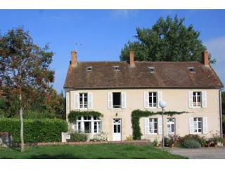 4 bedroom Village House For Sale: 03000..