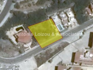 841 m2 plot in Chlorakas with sea view