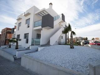 New 3 beds, 2 baths Bungalows in Punta..