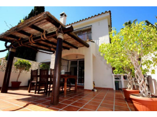 5 bedroom detached villa for sale