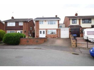 3 bedroom, Link Detached House house..