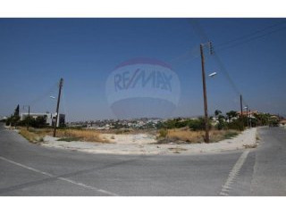 Plot of Land for Building - For Sale -..