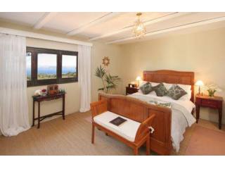 4 bedroom Country House For Sale: Calle..