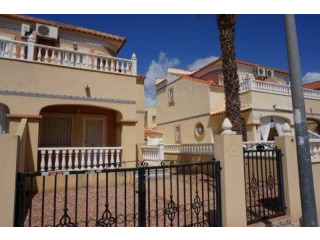 2 Bedroom 2 Bathroom Townhouse In La..