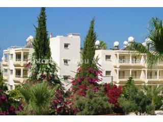 Spacious 2 Bed Apartment Tombs of Kings
