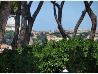 AVENTINE HILL, A PRESTIGIOUS APARTMENT