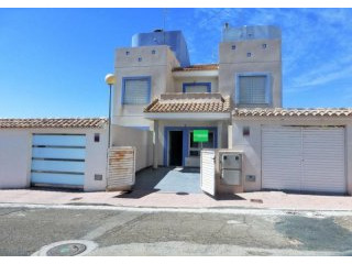3 Bedrooms - Chalet - Murcia - For Sale