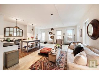 1 bedroom Apartment For Sale: ROMANTIC..