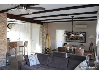 For sale refurbished flat in El Grao..