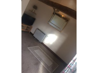 1 Bed, Oaksey Park Cottages, Sn16