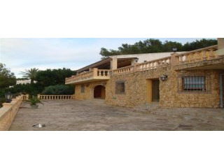 7 Bedrooms - Villa - Alicante - For Sale