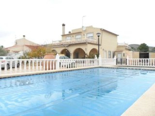 Detached Villa In Hondon De Los..