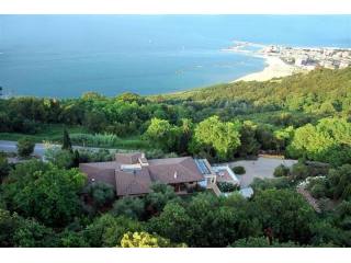 5 bedroom House For Sale: Pesaro..