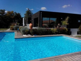Architect Designed House with Pool