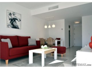 Beautiful apartment in Villamartin. The property consists..