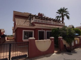 Dormitorios: 2Baños: 2Construido: 90m2Terreno: 100m2Año de..
