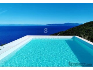 OPATIJA - OKOLICA, vila s prekrasnim pogledom na more!