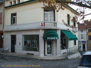 Airy Village House With Shop/studio*..