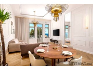 OPATIJA – CENTAR, luksuzan stan 1S+DB s terasom i pogledom n..