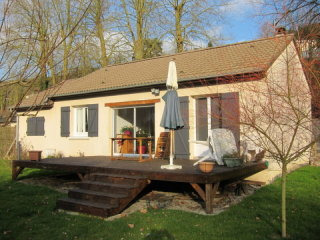 Detached House Overlooking the River