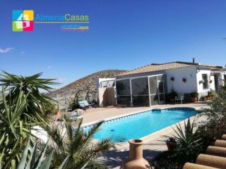 Villa For Sale In Lijar