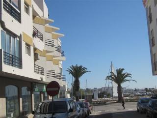 WELL APOINTED ONE BEDROOM APARTMENT FOR..