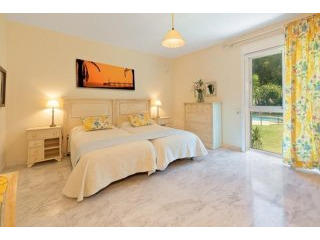 Superb Beach Side 3 Bedroom Apartment