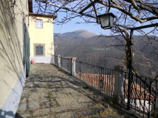 Villa - For Sale - Bagni di Lucca area..