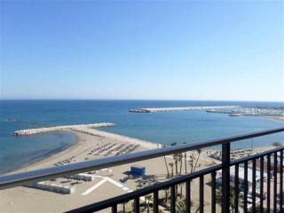 APARTMENT FOR SALE IN FUENGIROLA