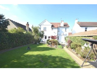 Lord Roberts Avenue, Leigh on Sea, SS9..