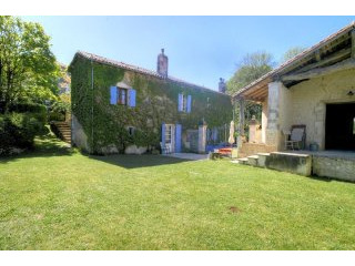 Attractive Village Property With Pool