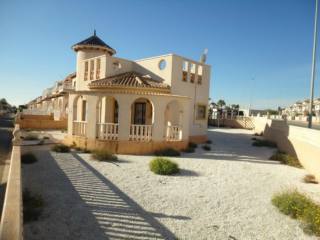 DETACHED NEWLY FINISHED VILLA