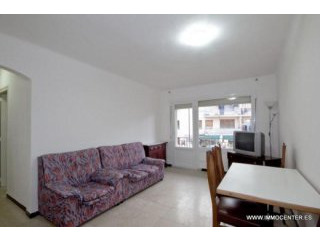 FIGUERES: Nice renovated apartment in..