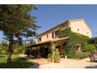 Perfectly Renovated Finca From The 18th..