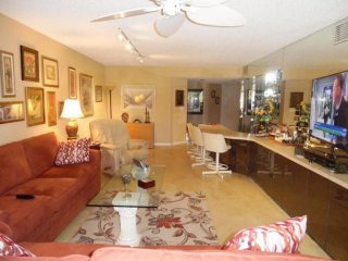 7449 Glendevon Lane #102, Delray Beach..
