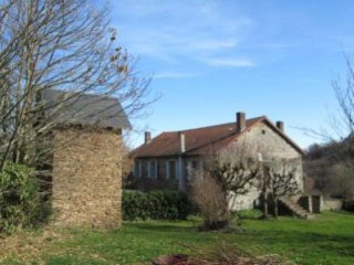 Nice Country Property with Outbuildings