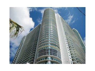 2 bedroom Flat For Sale: 1800 N..