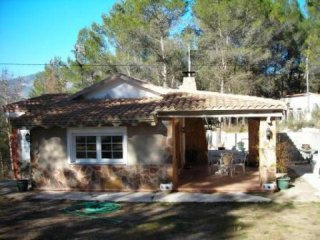Detached 3 Bed Country House On A 6,000..