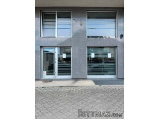 Izdajem lokal u Rumi