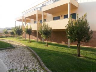 LOVELY APARTMENT FOR SALE IN BEAUTIFUL..
