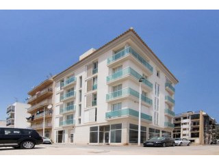 Fabulous 4 Bedroom Duplex with Stunning..