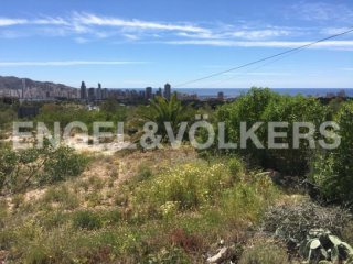 Excellent Urban Plot With Fabulous Views