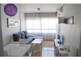 2 Bedroom 1 Bathroom Apartment In La..