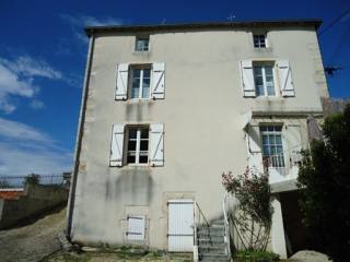 Renovated Townhouse in Ruffec
